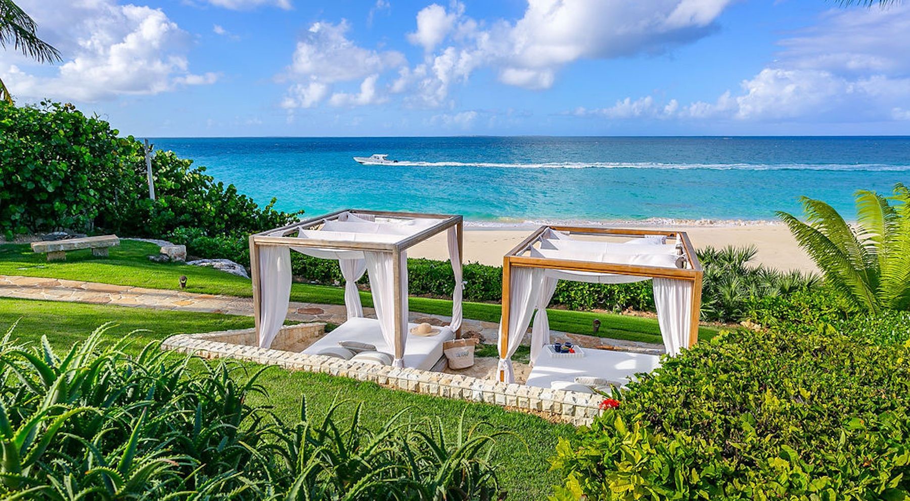 Nevaeh Villa - Fully Staffed villa photo.